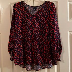 Red/navy Gap top EUC size XXL - nice print
